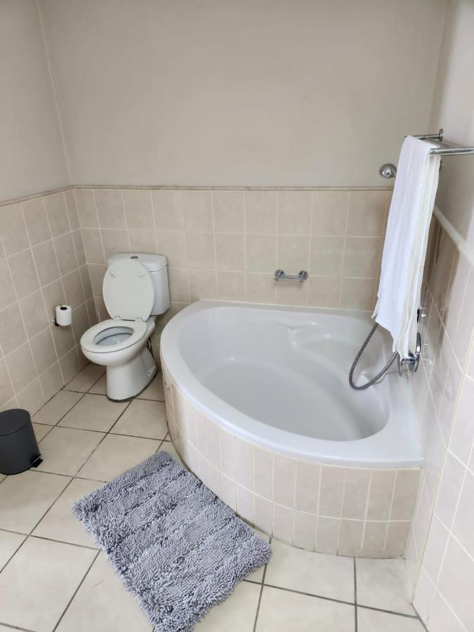 13 At Santos Apartment Mossel Bay Exterior foto